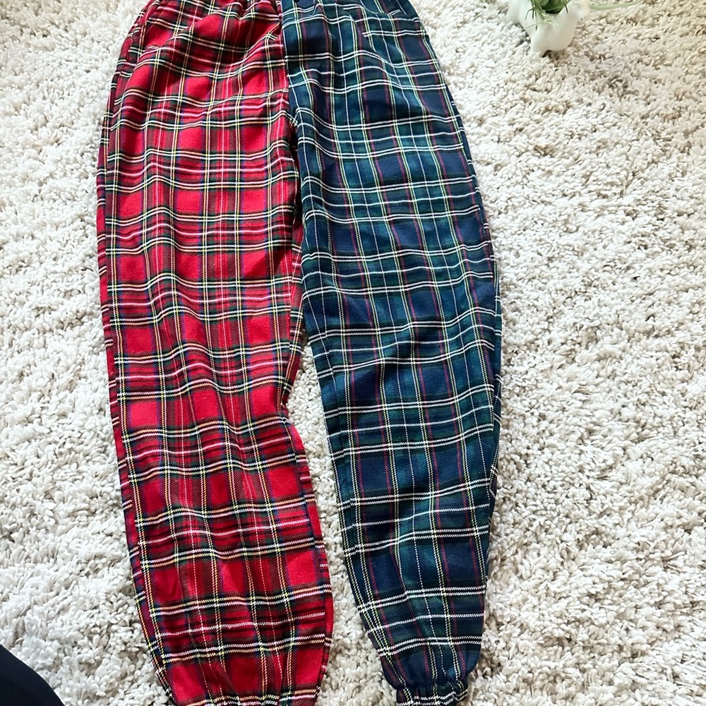 Color block red and blue, stitched trending colorful stretchy joggers. - Picture 2 of 3